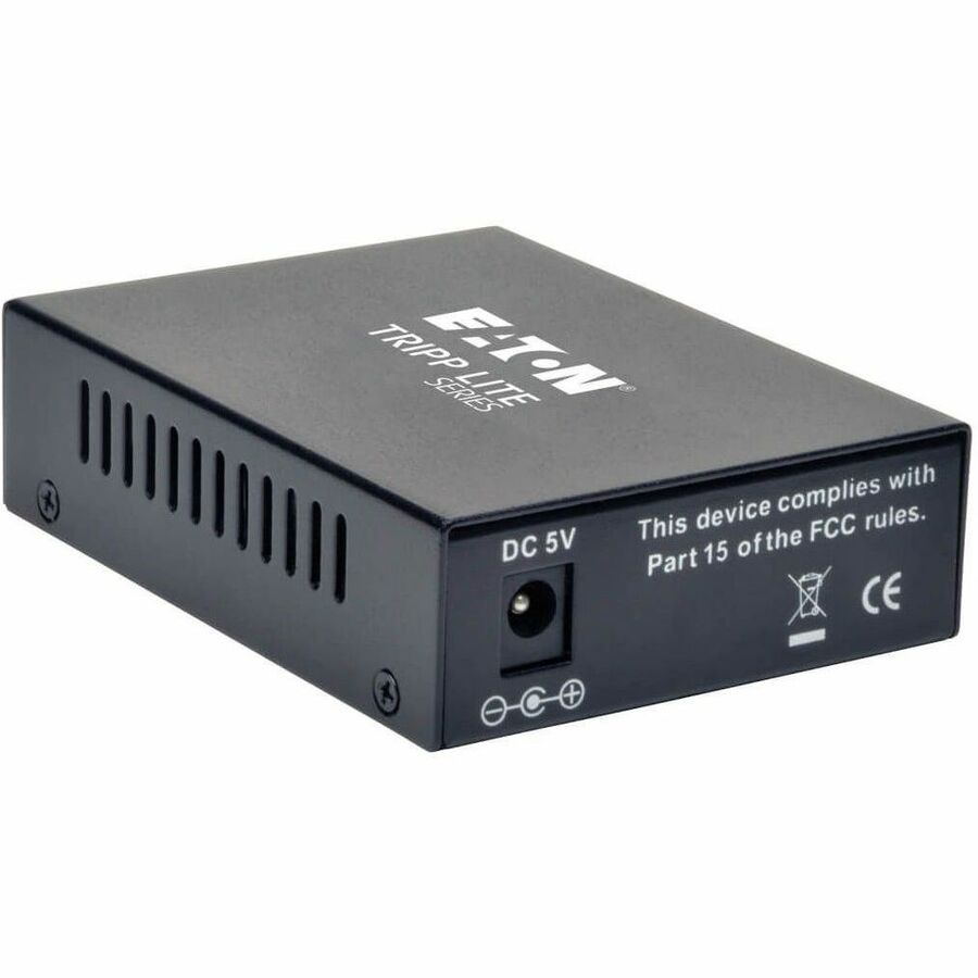 Tripp Lite 10/100 UTP to Singlemode Fiber Media Converter RJ45 / SC 15km 1310nm - 1 x Network (RJ-45) - 10/100Base-TX, 1000Base-FX - Desktop - N784-001-SC-15