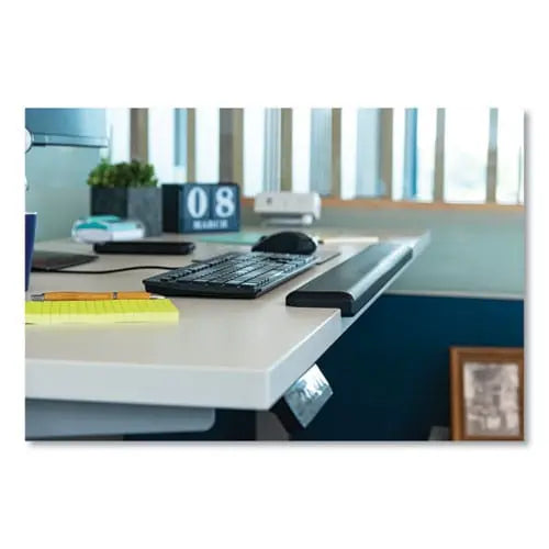 3M 3M Gel Wrist Rest for Standing Desks, 30.13 x 3.25, Black - WR200B