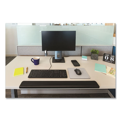 3M Gel Wrist Rest for Standing Desks, 30.13 x 3.25, Black - WR200B