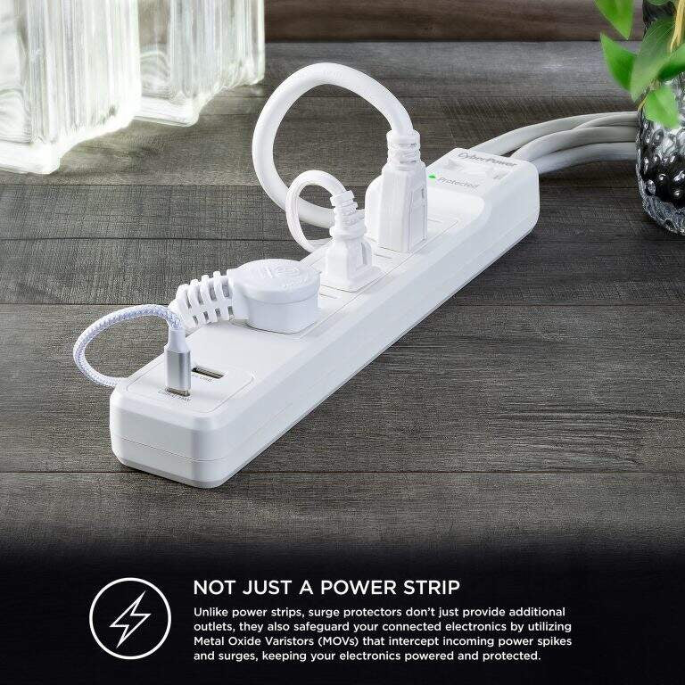 CyberPower 6 Outlet Surge Strip With USB - CSP604UCW
