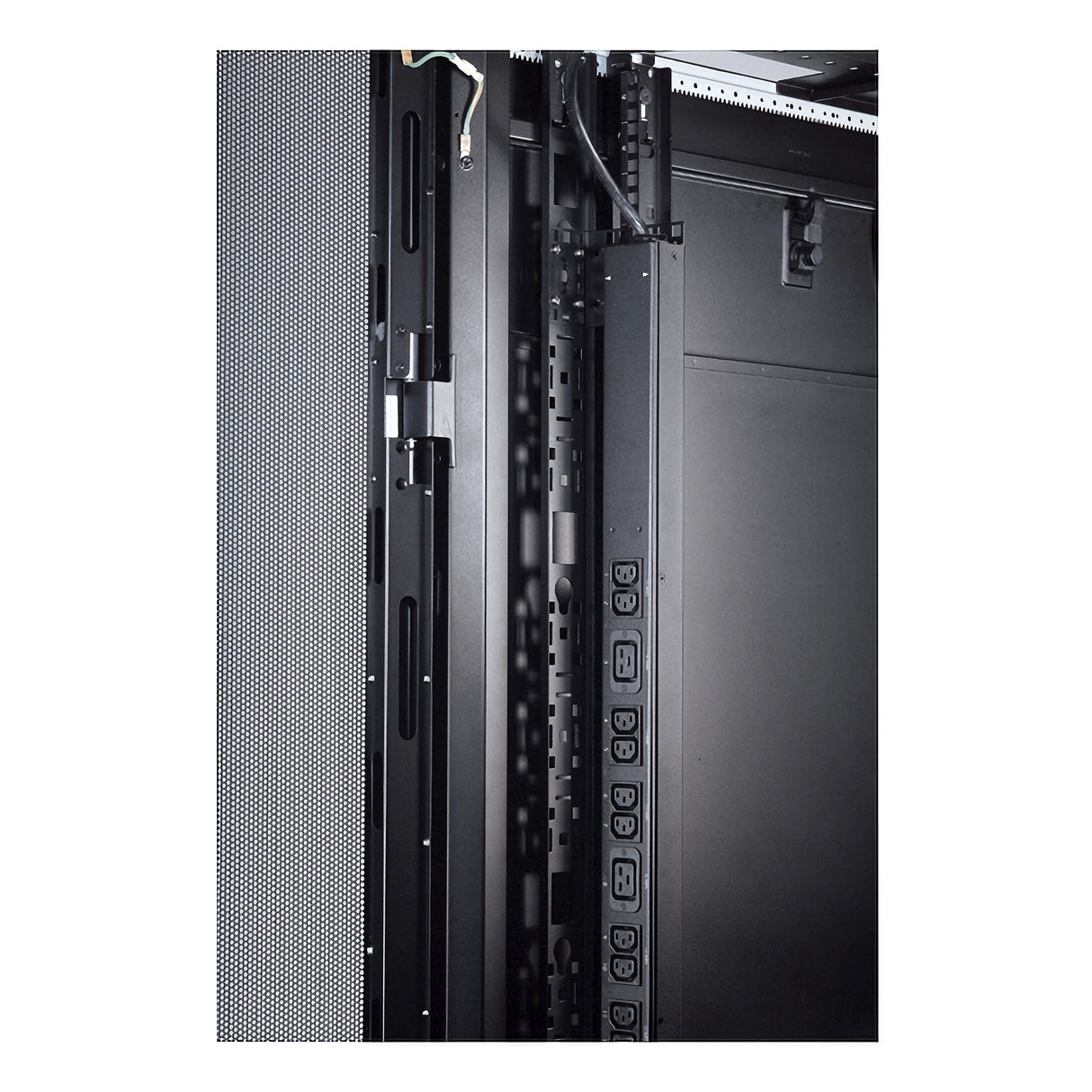 APC NetShelter Zero U Accessory Mounting Bracket - AR7711