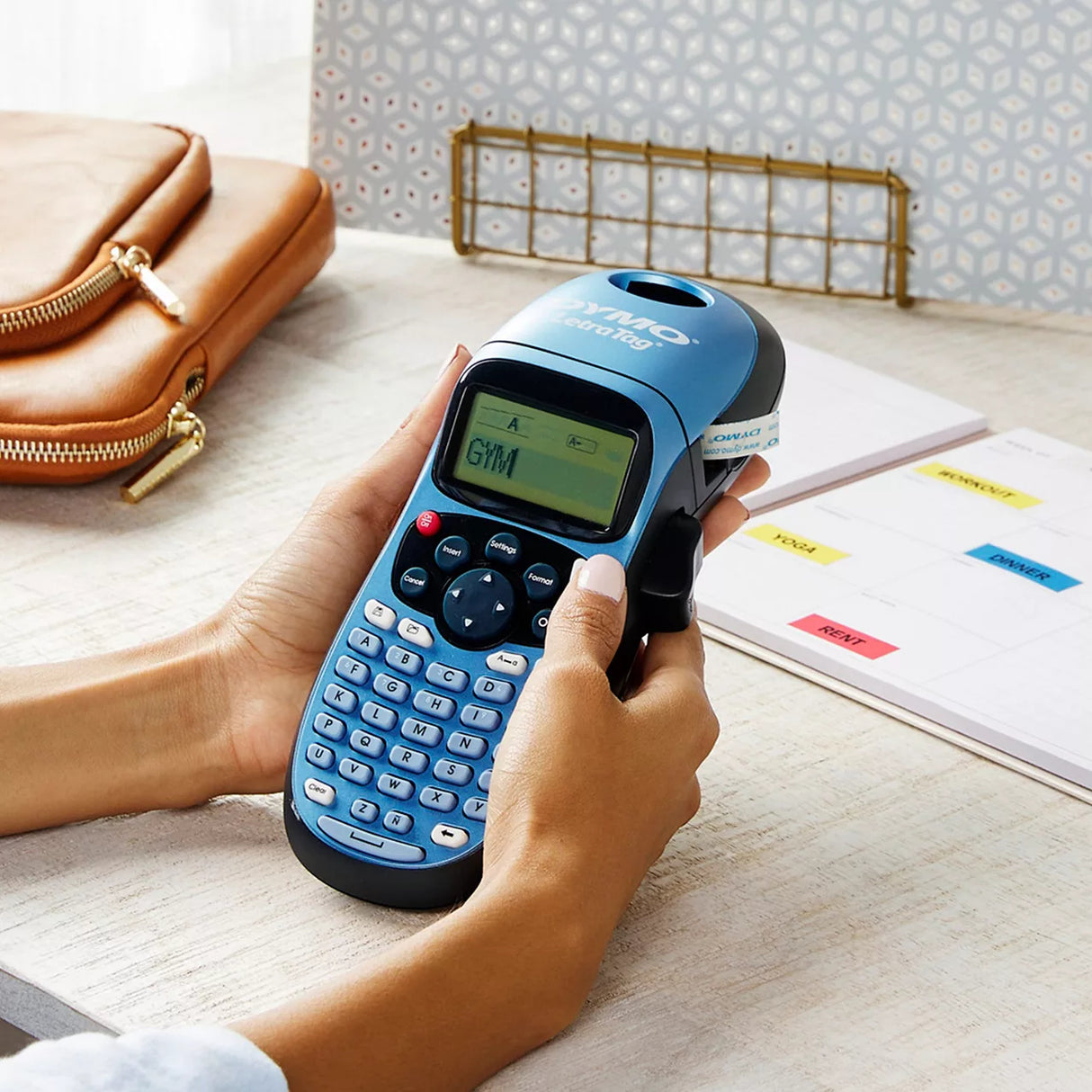 DYMO LetraTag 100H label printer Direct thermal Colour 180 x 180 DPI 12 mm/sec LT ABC - 2174534