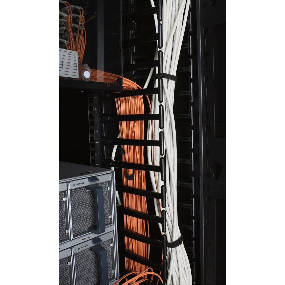 APC NetShelter Cable Manager, for 42U- 750W NetShelter SX, Vertical, 1778H x 97W x 160D mm - AR7580A