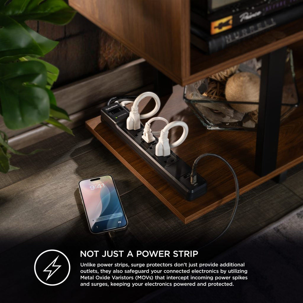 CyberPower 6 Outlet Surge Strip With USB - CSP604UC
