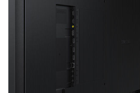 Samsung QM43C Digital signage flat panel 109.2 cm (43") LCD Wi-Fi 500 cd/m² 4K Ultra HD Black Built-in processor Tizen 7.0 24/7 - QM43C SAMSUNG