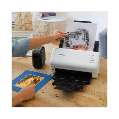 ADS-3100 High-Speed Desktop Scanner, 600 dpi Optical Resolution, 60-Sheet Auto Doucment Feeder - ADS3100