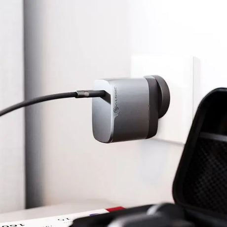 ALOGIC ALOGIC 1X67 Rapid Power 67W Multi-Country GaN Charger - WCM1X67-SGR