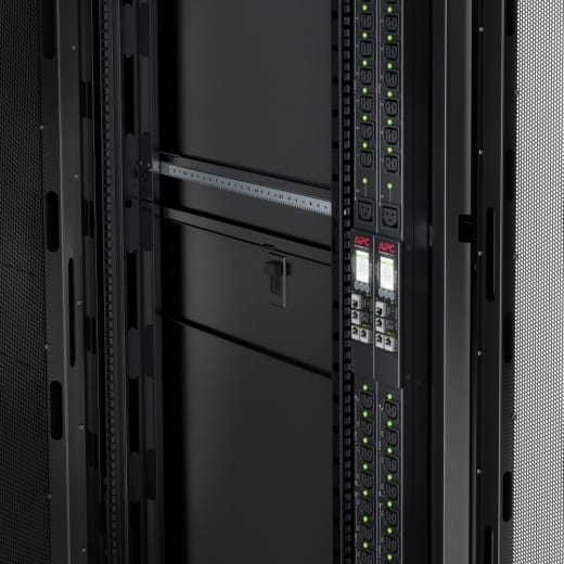 APC Power distribution unit(PDU) APC NetShelter Switched Rack PDU, 0U, 5.0kW, 200V and 208V, 30A, 21 C13/C15 and 3 C19/C21 outlets - APDU9941