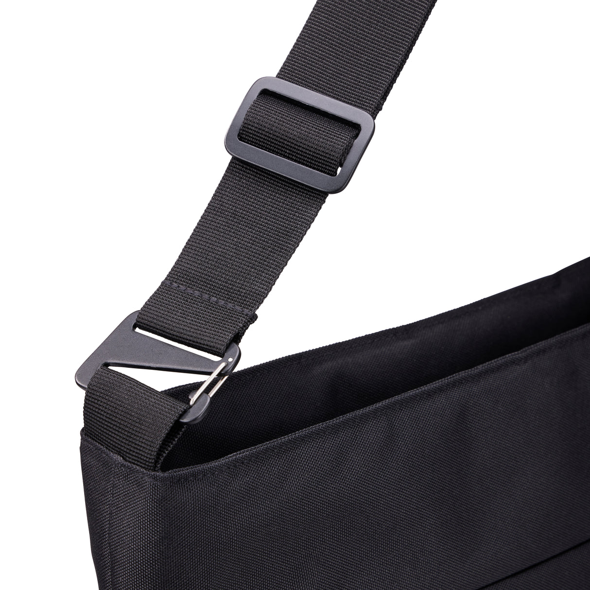 Case Logic Invigo Eco INVIT116 Black 40.6 cm (16") Backpack - 3205106 CASE LOGIC