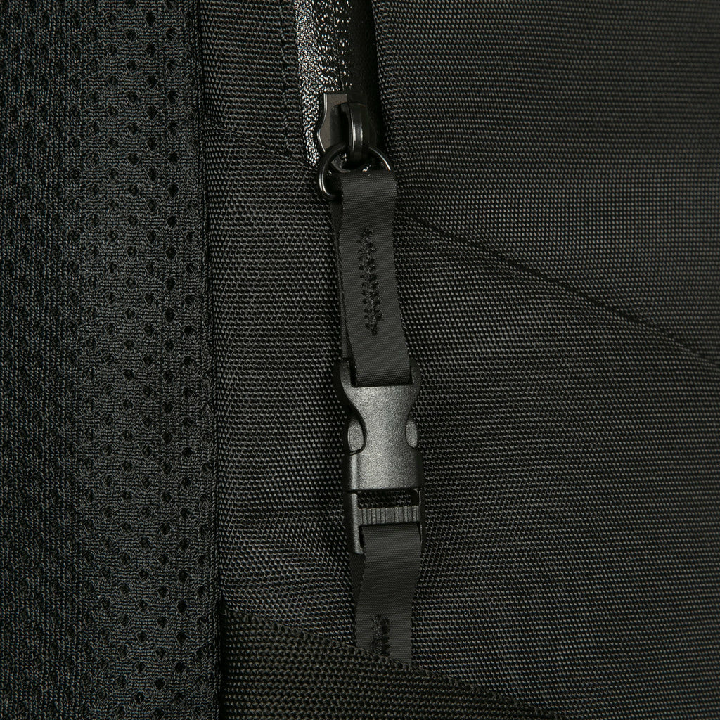 Targus Terra EcoSmart 40.6 cm (16") Backpack Black - TBB649GL