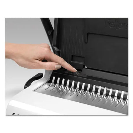FELLOWES FELLOWES MACHINE,STAR T COMB,WHT - 5006501