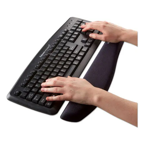 FELLOWES FELLOWES PlushTouch Keyboard Wrist Rest with FoamFusion Technology, 18.12 x 3.18, Black - 9252101