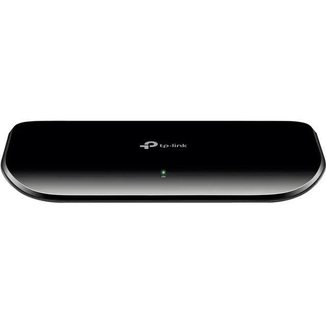TP-LINK TP-LINK TL-SG1008D - 8 Port Gigabit Ethernet Network Switch - Plug and Play - Desktop or Wall-Mount - Plastic Case Ethernet Splitter - Fanless - Traffic Optimization - Unmanaged - TL-SG1008D